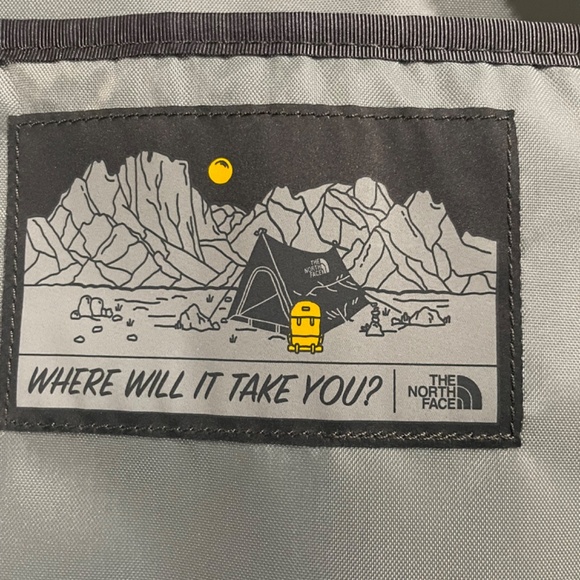 North face groundwork backpack in rainy day ivory and black - Picture 4 of 10